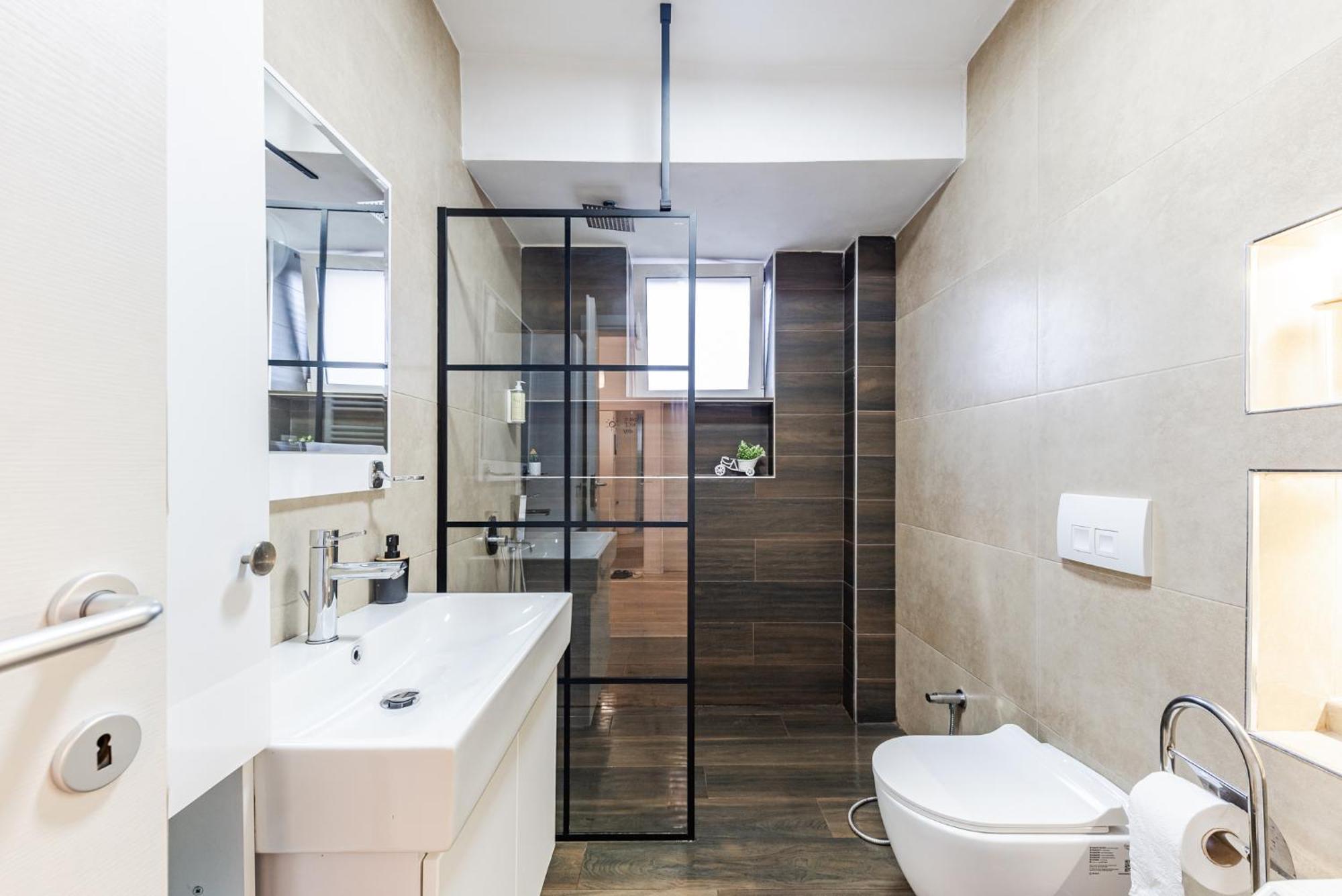Noir Apartment By Kondo Stays Tirana Esterno foto